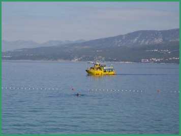 SILO  bateau de promenade pour voir les fonds marin