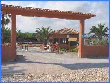 Camping MEDITERRANEO l'entrée