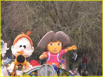 Défilé de la fête du mimosa St TROJAN
