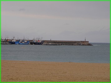 Le port et la plage d'HONDARRABIA