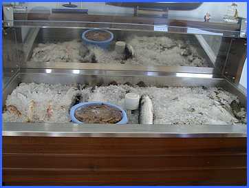 Resto sur le port de ALYKES