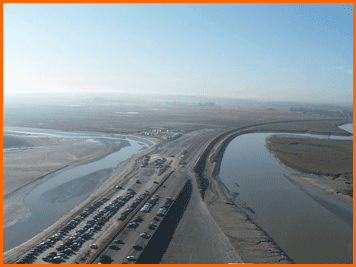 MONT SAINT MICHEL le parking vue d'en haut