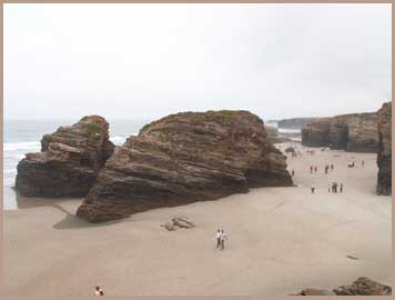 CATEDRALES plage à marrée basse
