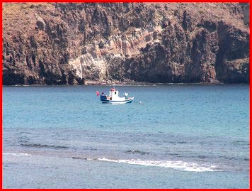 LAS NEGRAS un bateau de pêche