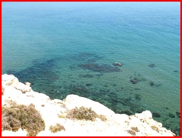 LAS NEGRAS l'eau est tres claire